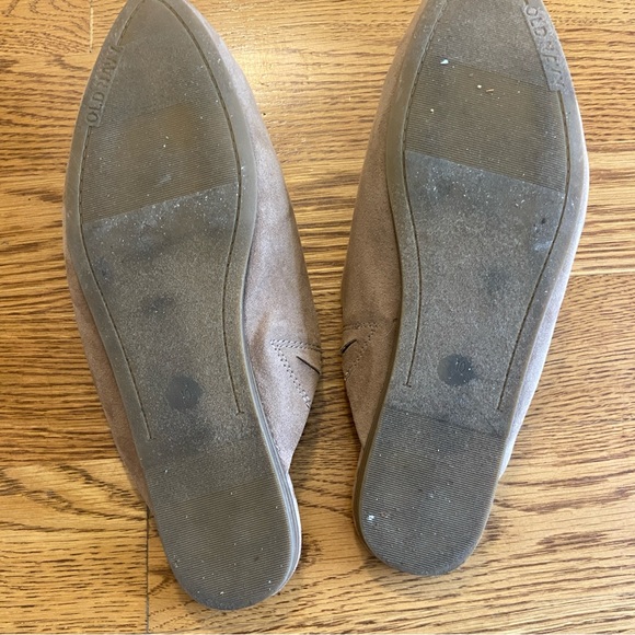 Old navy faux suede slides - Picture 4 of 5